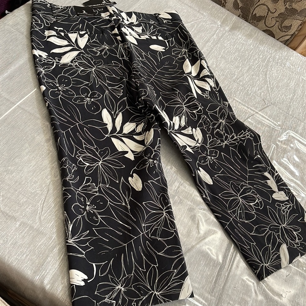 🎉Pricedrop)JULES AND LEOPOLDO (NEW )CAPRIS - Picture 4 of 9